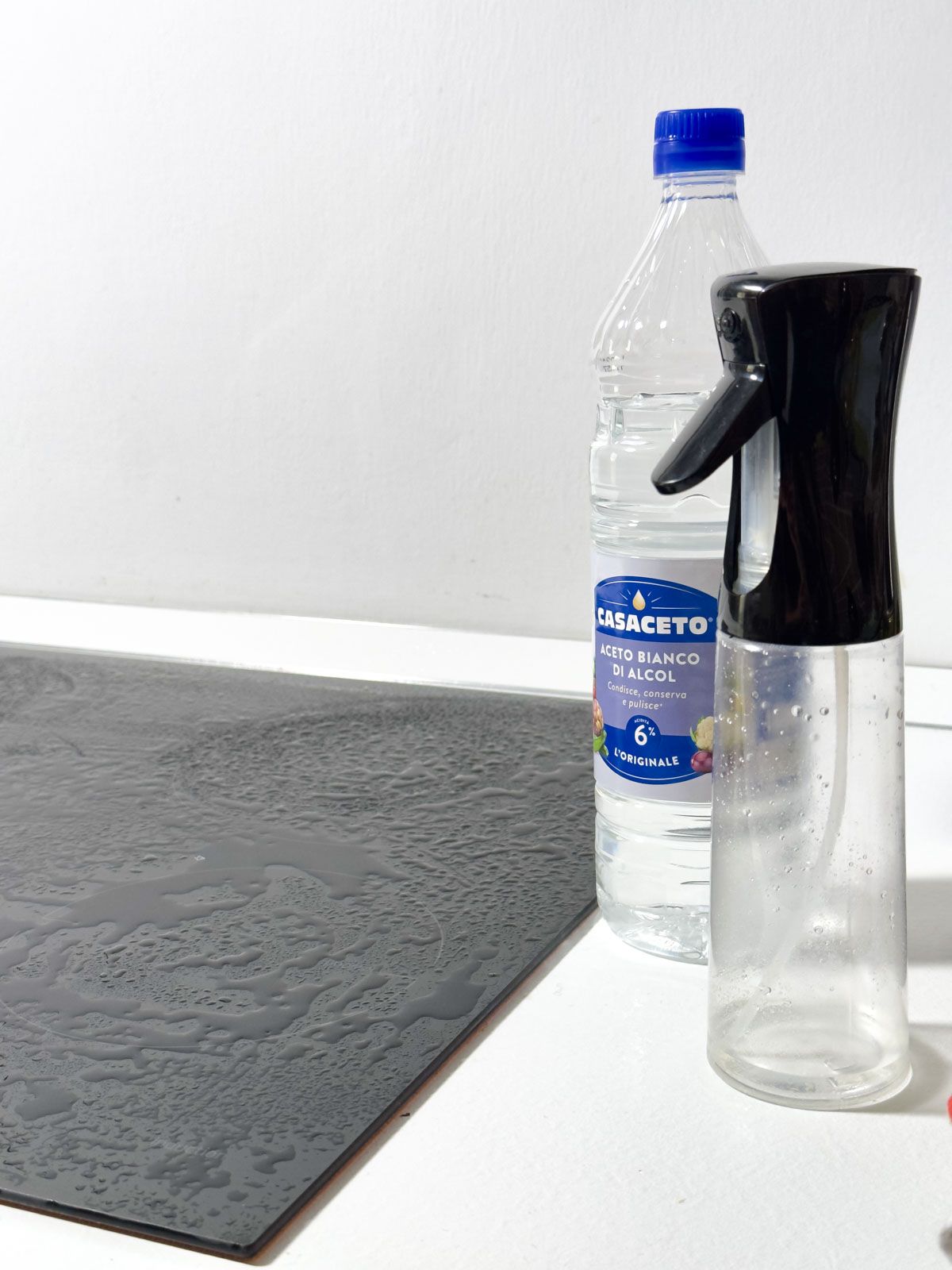 Remove Hard Water Stains from the Cooktop with Vinegar