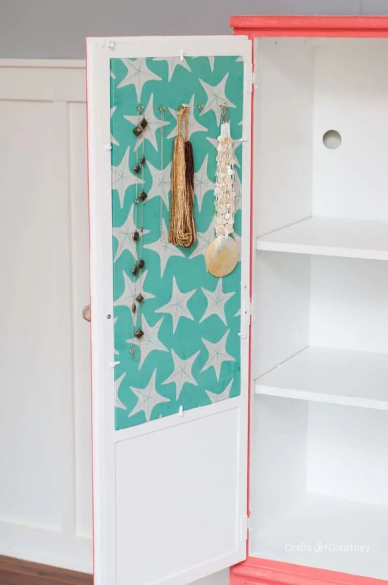 Cork Board Jewelry Organizer