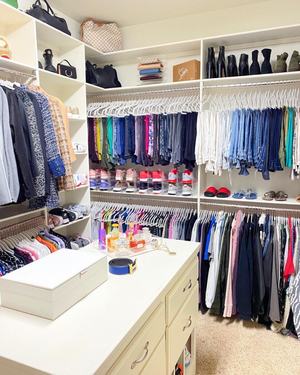 23 The Most Clever Closet Organization Hacks - Craftsy Hacks