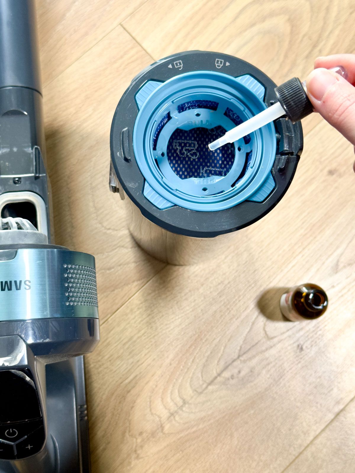 Add Essential Oil to the Hoover Filter to Remove the Unpleasant Smell