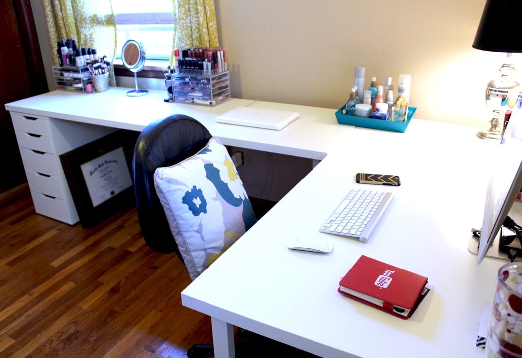  IKEA L-Shaped Desk