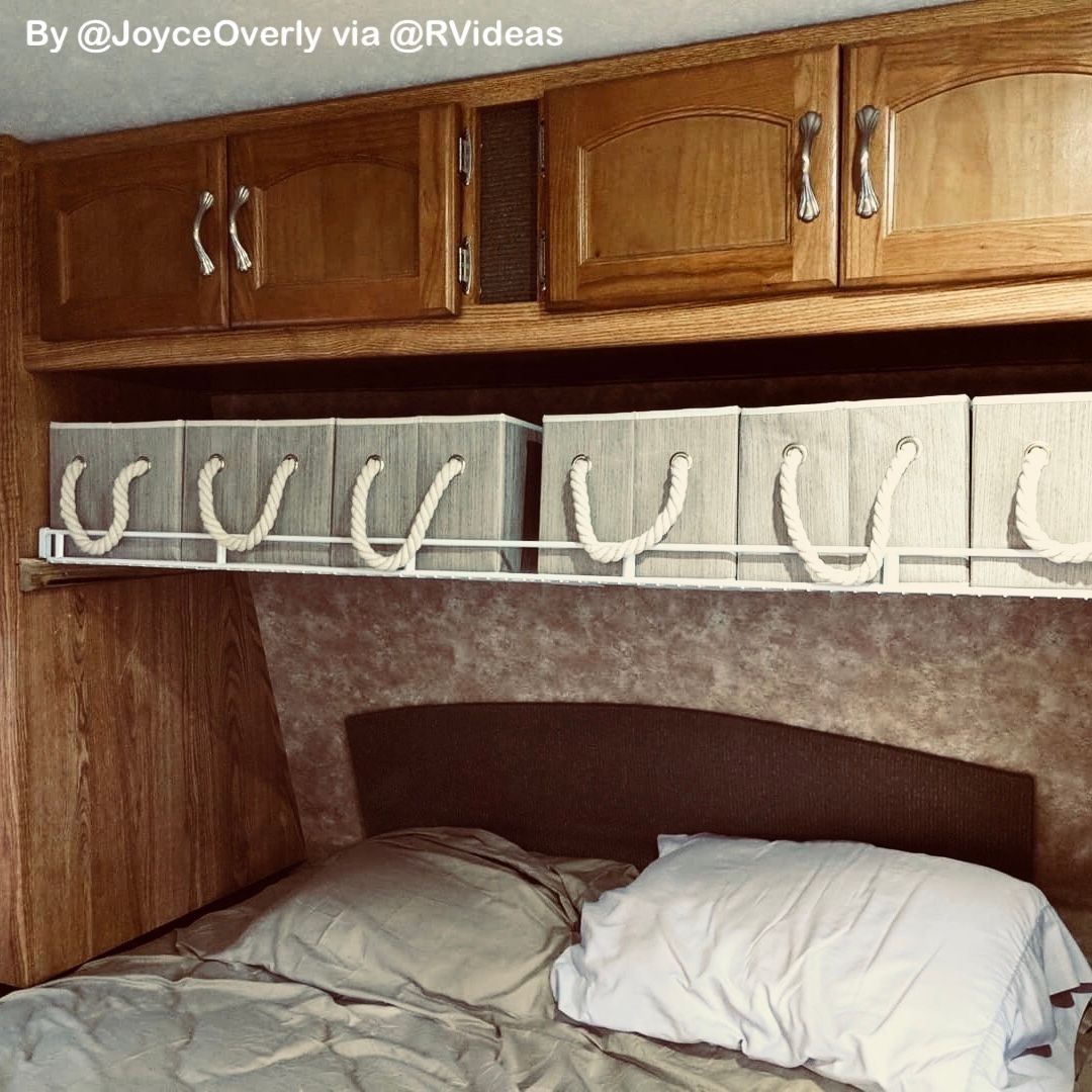 Wire Closet Shelf and Collapsible Storage Bins