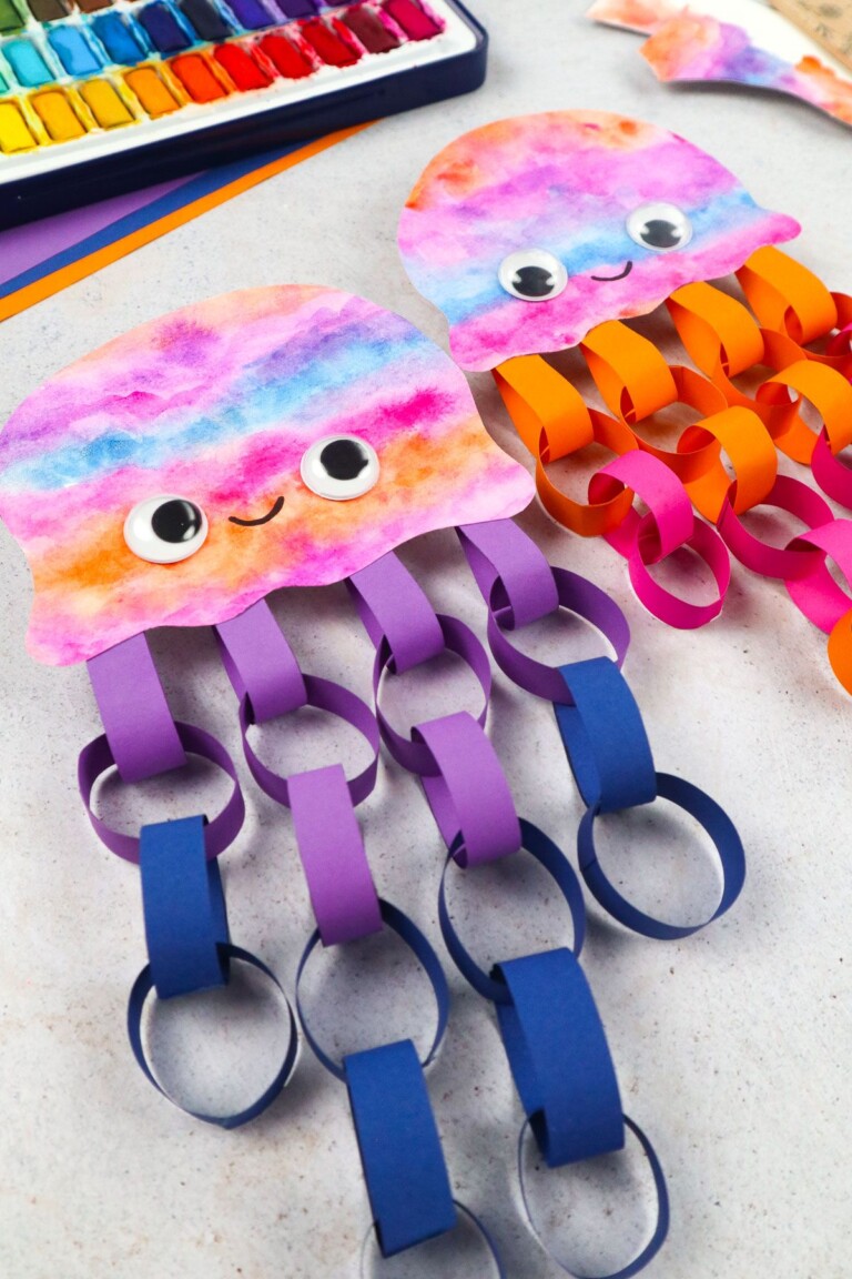 23 Fun Beach Crafts for Kids - Craftsy Hacks