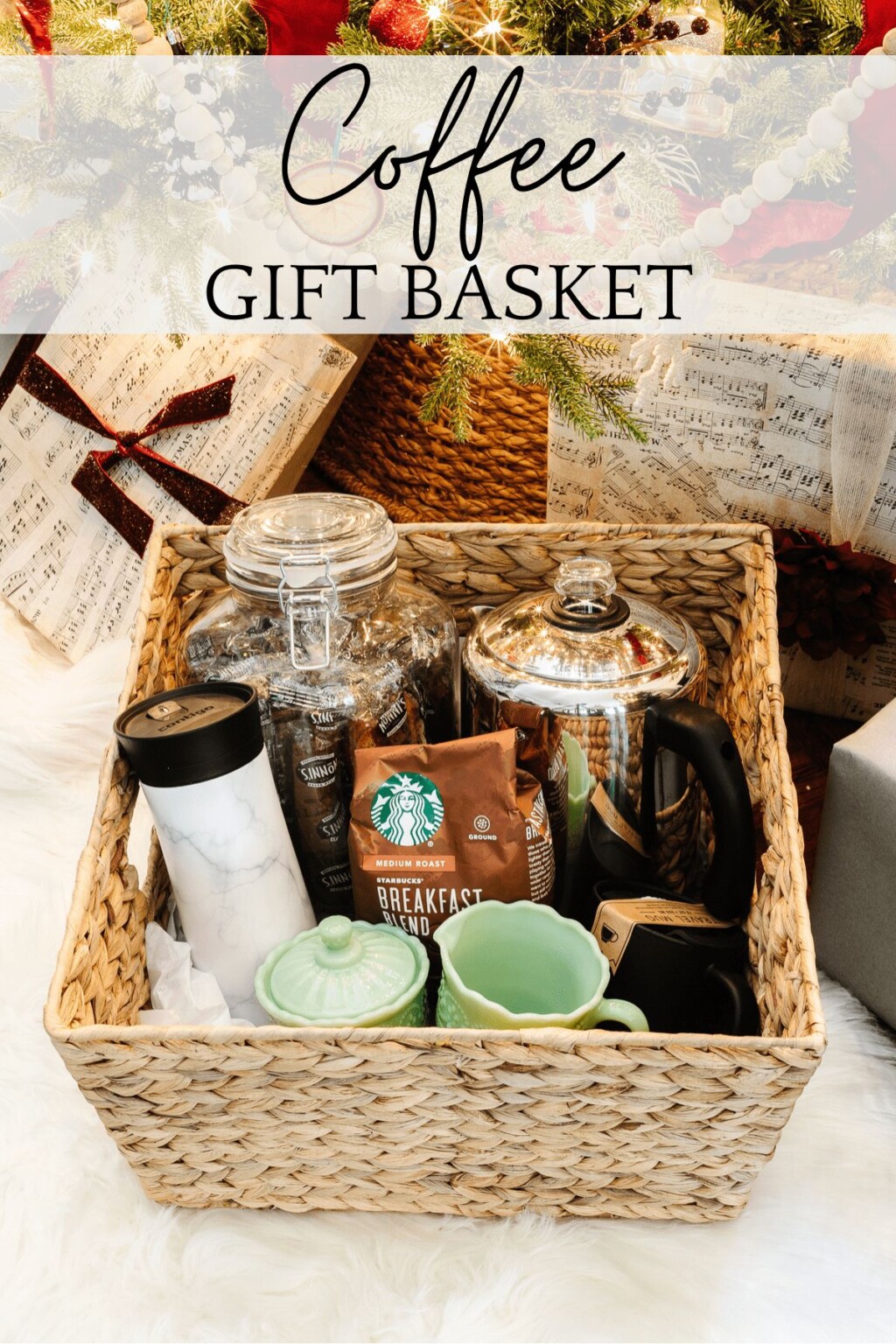 51 Christmas Basket Ideas for Friends and Family - Craftsy Hacks