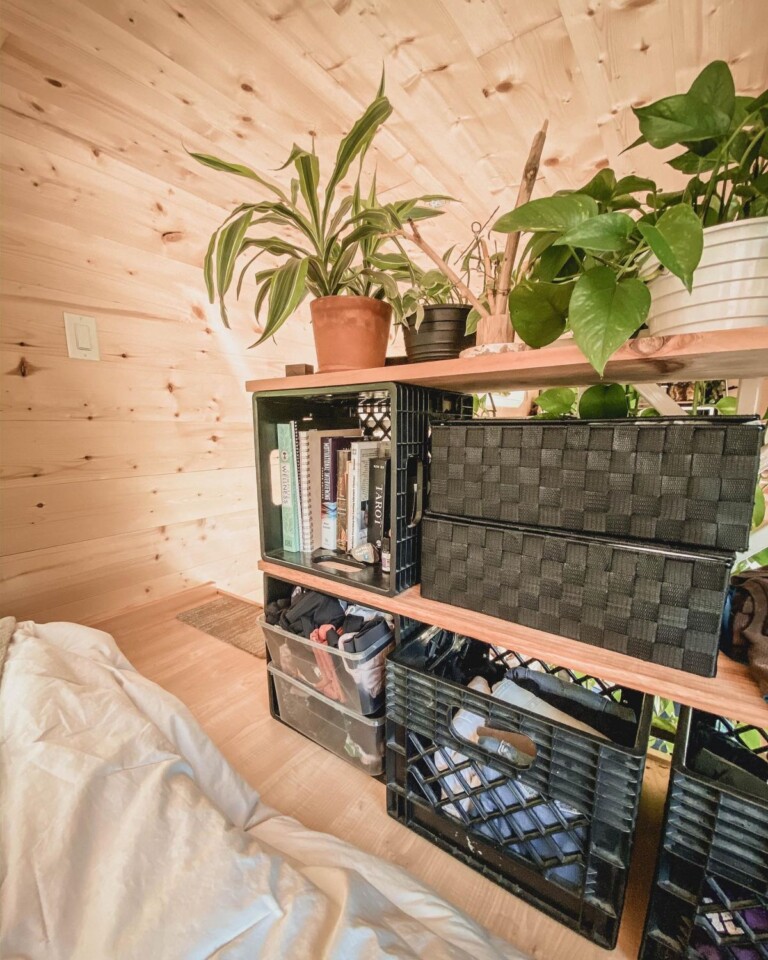 View of 31 Clever Tiny Rental Organization Hacks - Craftsy Hacks