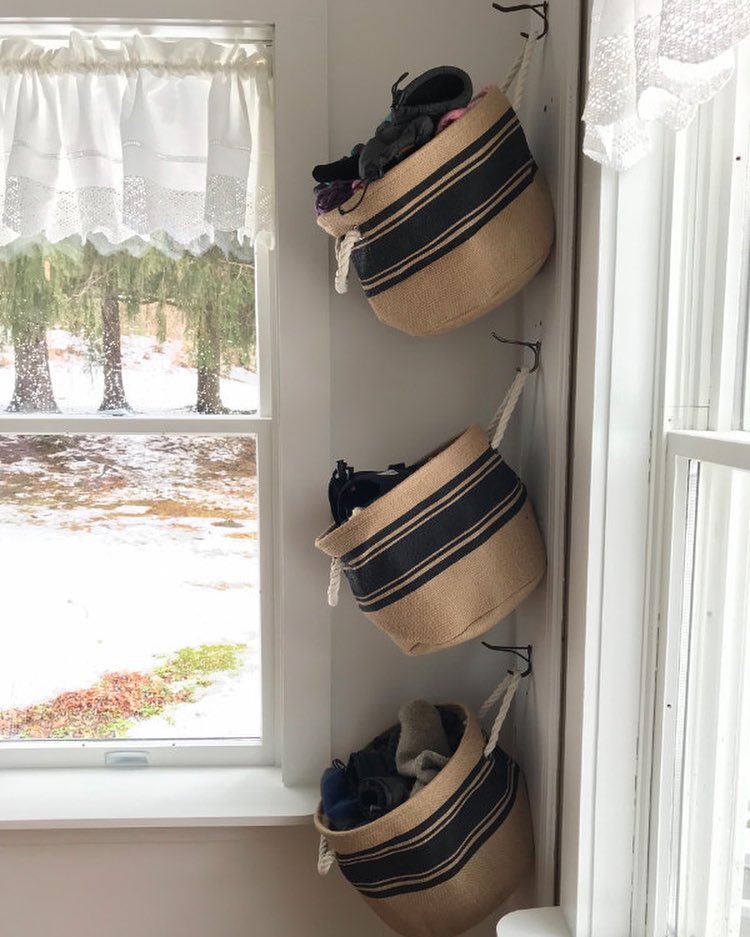 burlap storage baskets