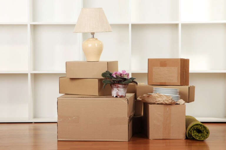 21 Awesome Moving Hacks You Need - Craftsy Hacks