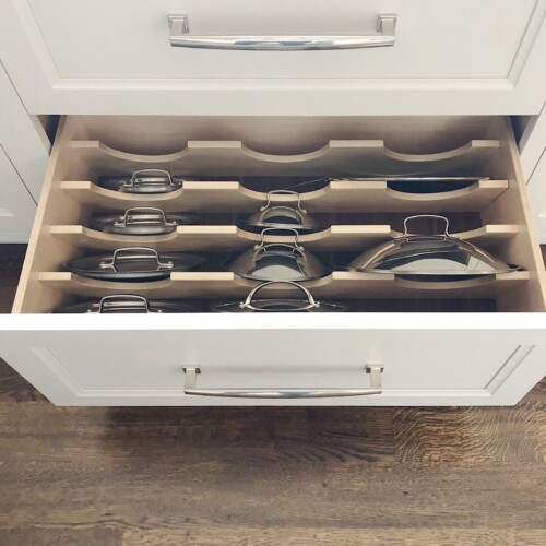13 Awesome Lid Storage Hacks - Craftsy Hacks