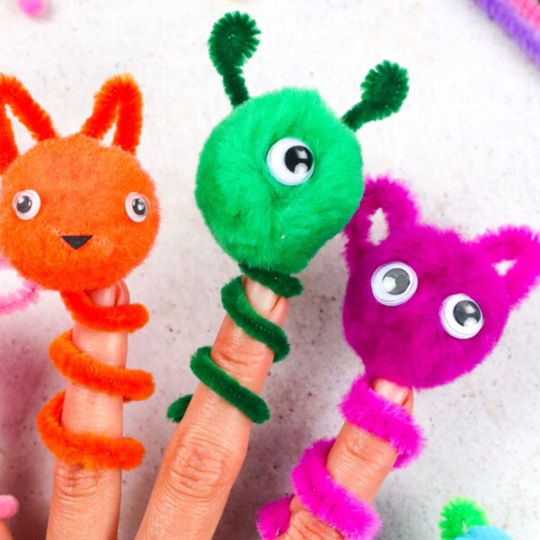 pipe cleaner puppets