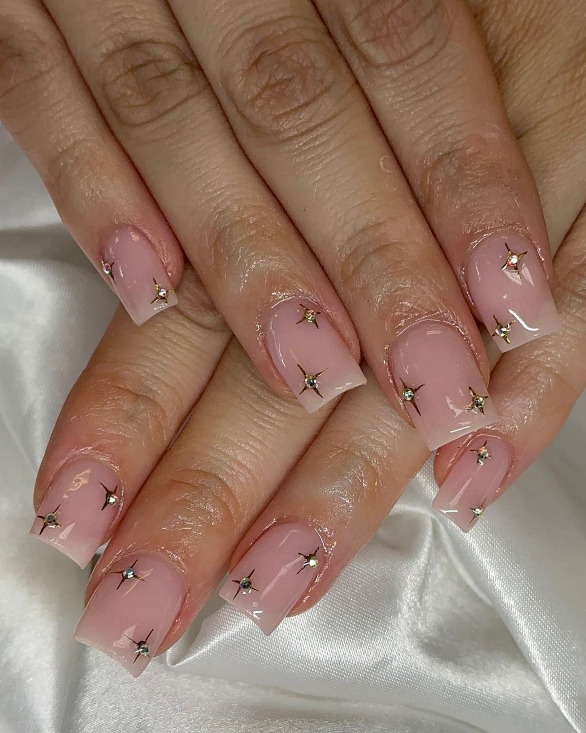 silver stars on nails