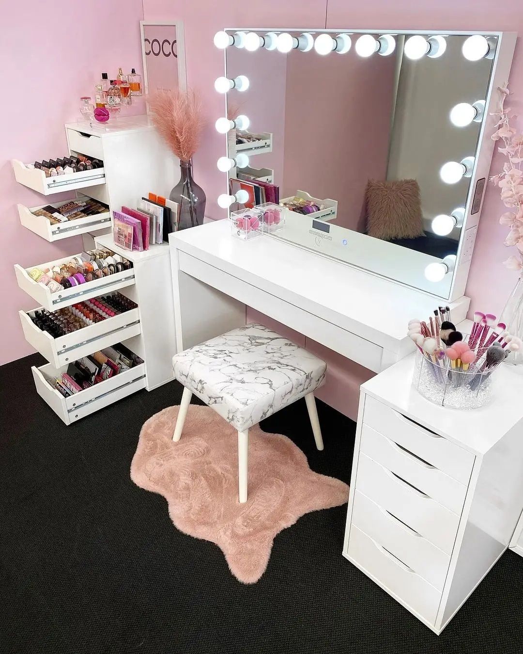 Pull-Out Makeup Organizer