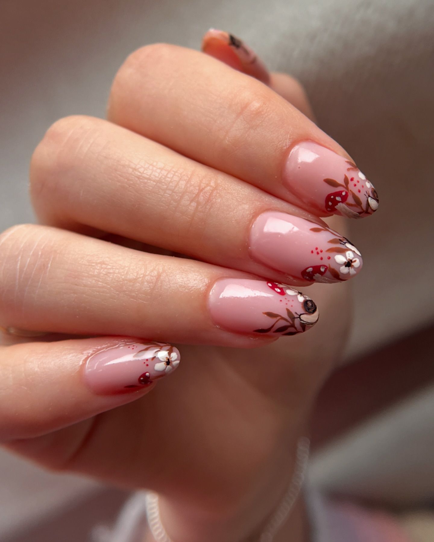 Mushrooms & Florals nails