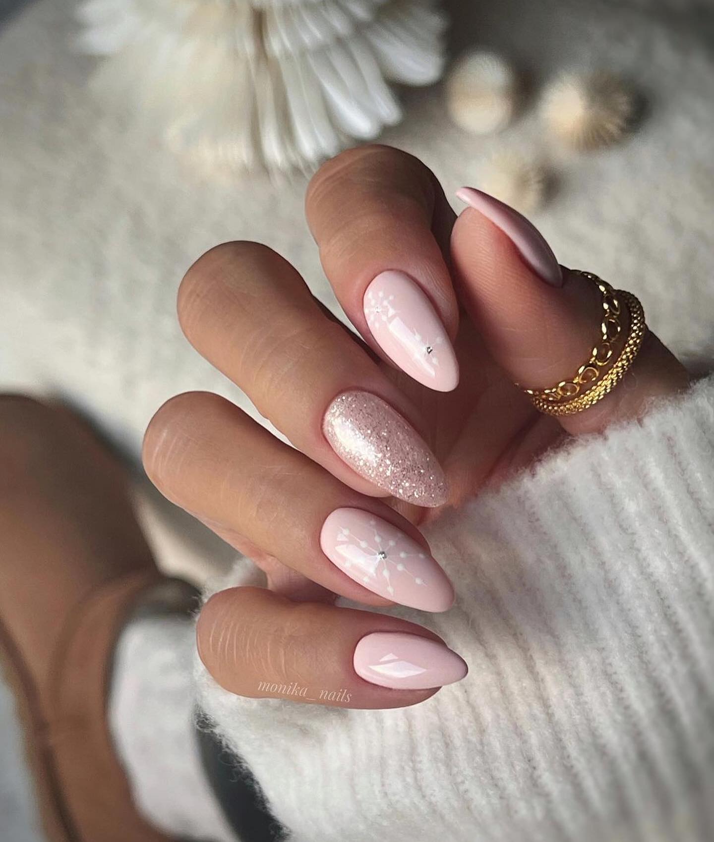 14. Neutral and Glitzy