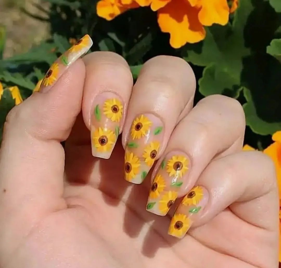 Sunflower Nail Art