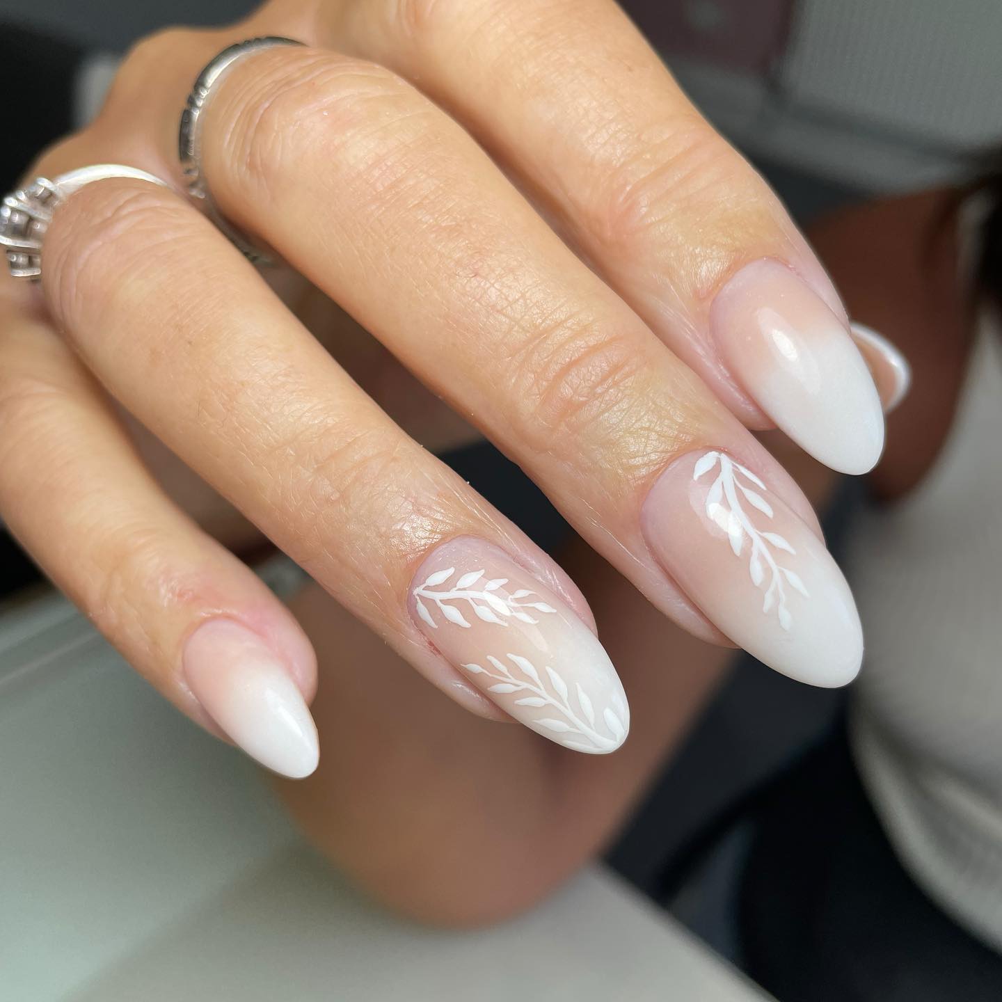  White Ombre Nails