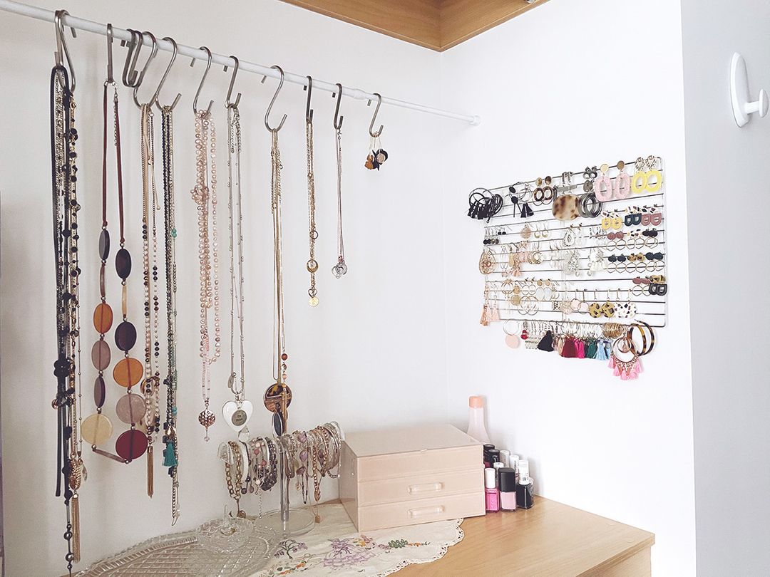 21. Jewelry Organizer