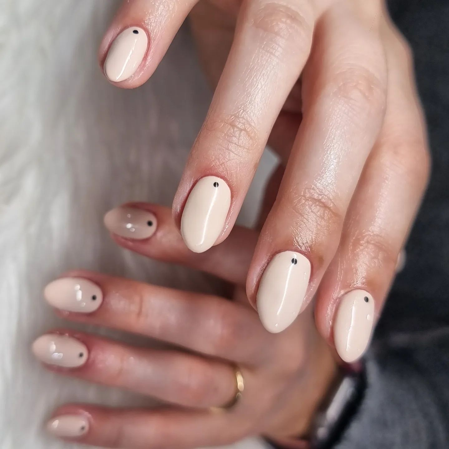 22. Simple Nude Nails