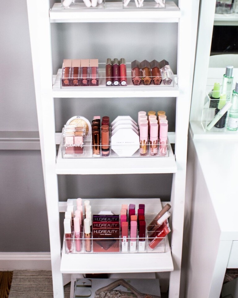 21 Genius Vanity Organization Ideas You'll Love - Craftsy Hacks
