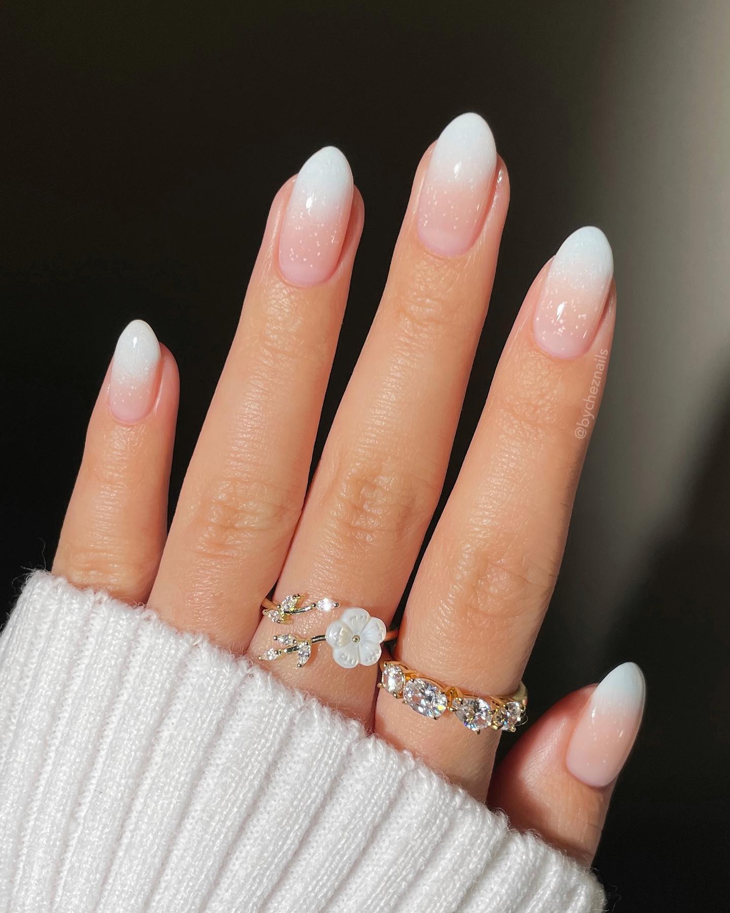 9. Sparkly Snow Gradient Nails