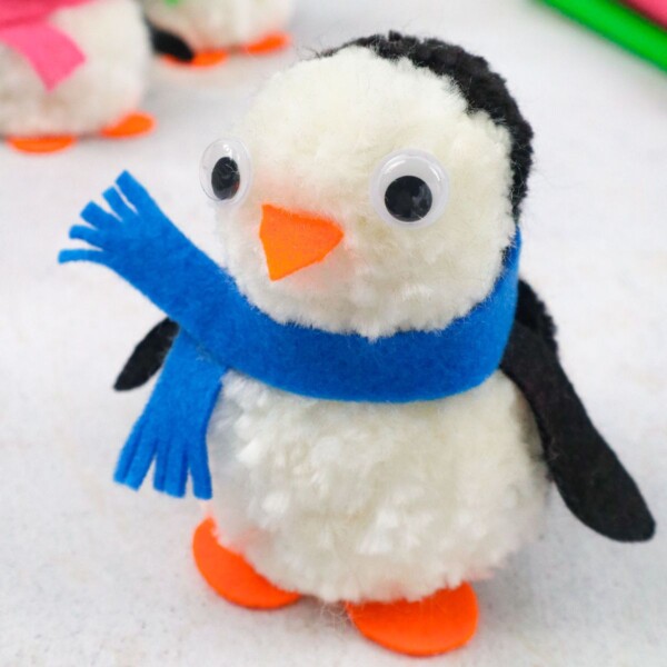 diy pom pom penguin craft