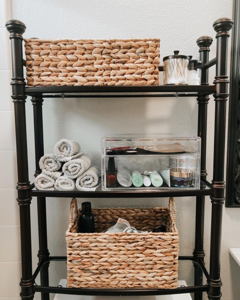 21 Clever Over the Toilet Storage Hacks - Craftsy Hacks