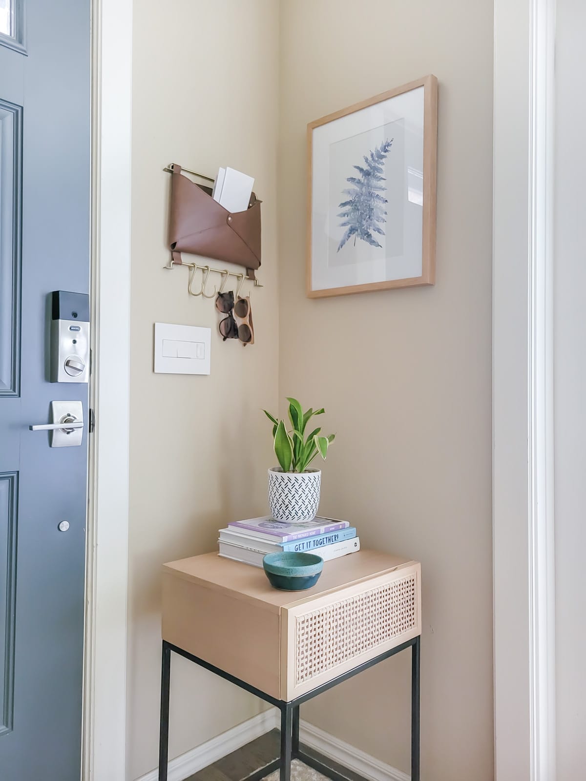 12. Wall Organizer