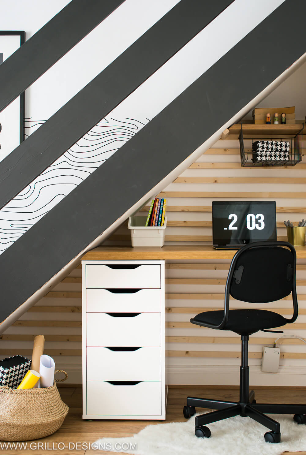 18. Homework Station