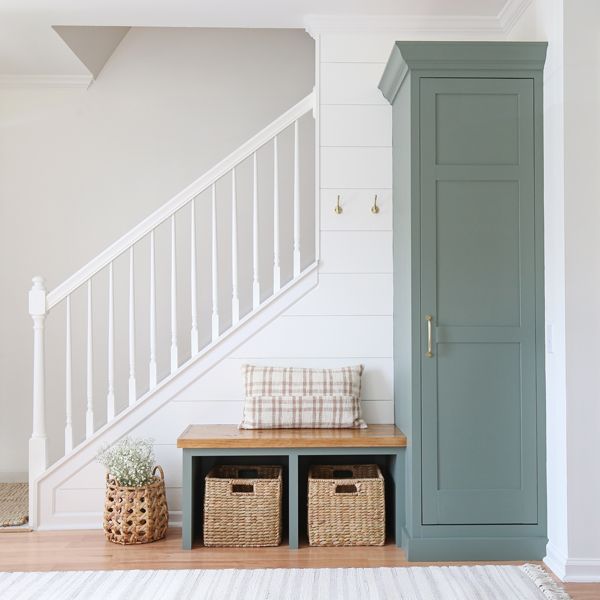 6. Built In Bench and Cabinet