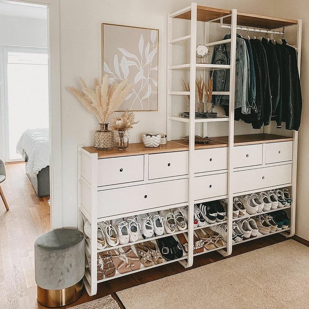 Blank Wall Space Storage