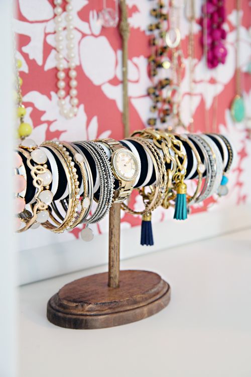 DIY Bracelet Display