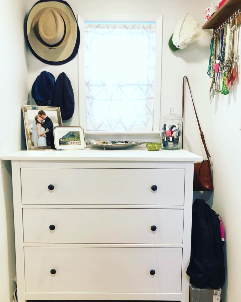 21 Genius Tiny Closet Organizing Hacks That Actually Work - Craftsy Hacks