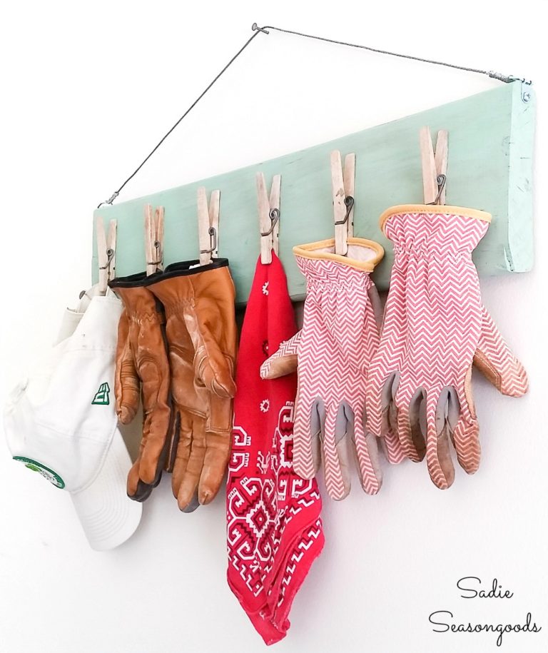 DIY Clipboard and Wall Organizer