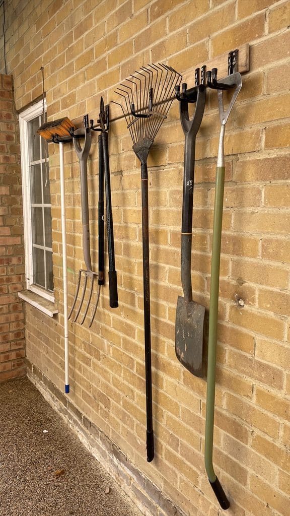 Hanging Rail
