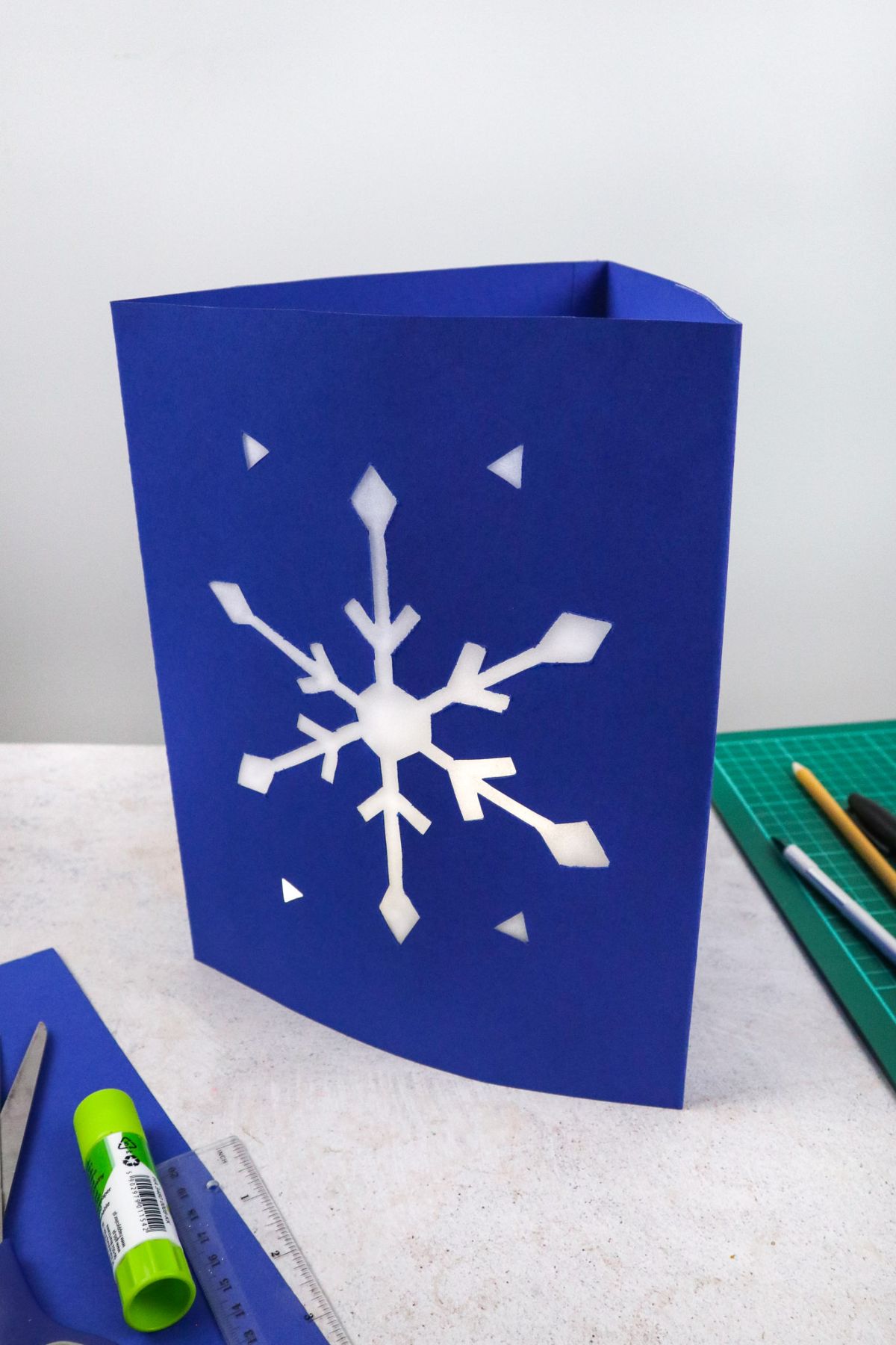 DIY Snowflake Lanterns