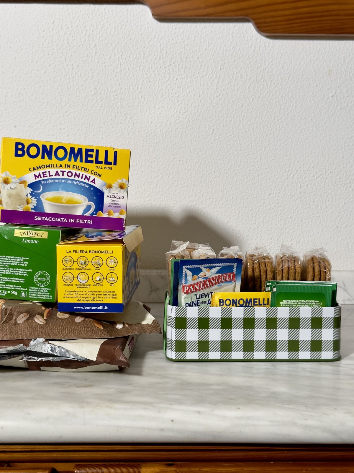 14. Organize Tin Boxes with Rubber Bands
