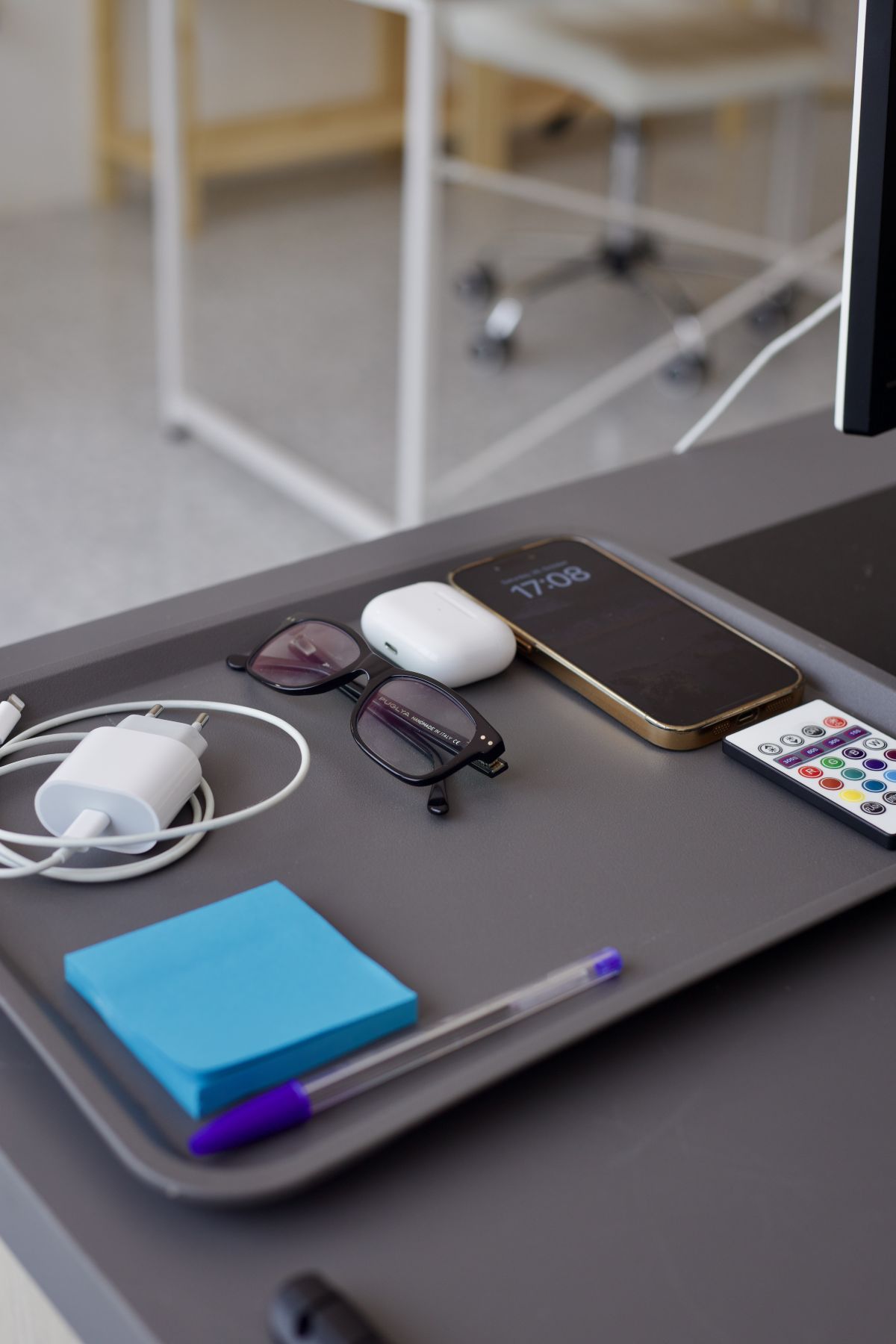 14. Place a Shallow Tray on Your Desk