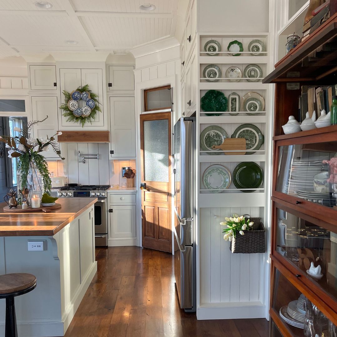 Wall Plate Rack