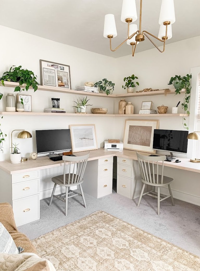 3. Alex Desk Hack