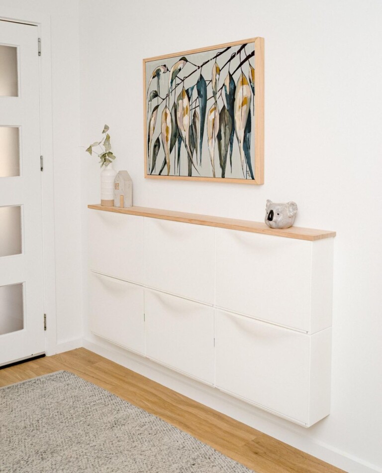 23 IKEA Hacks for Small Entryways - Craftsy Hacks