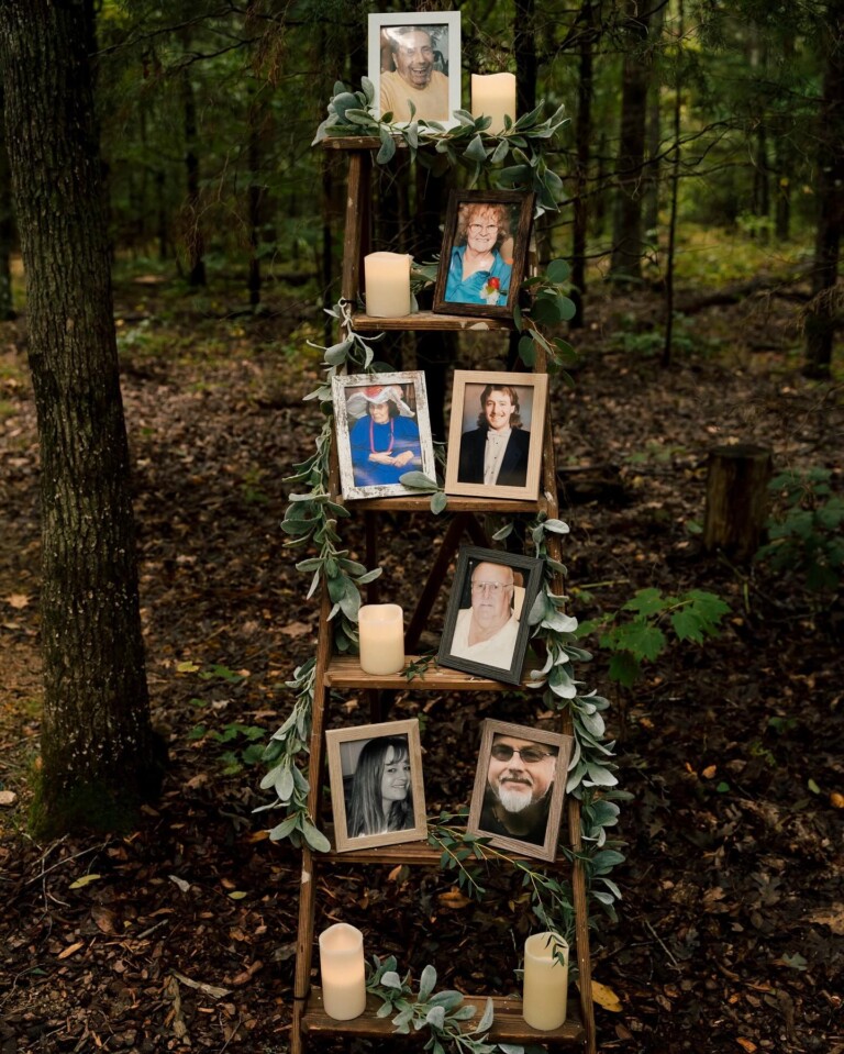 23 Stunning Wedding Memory Table Ideas - Craftsy Hacks