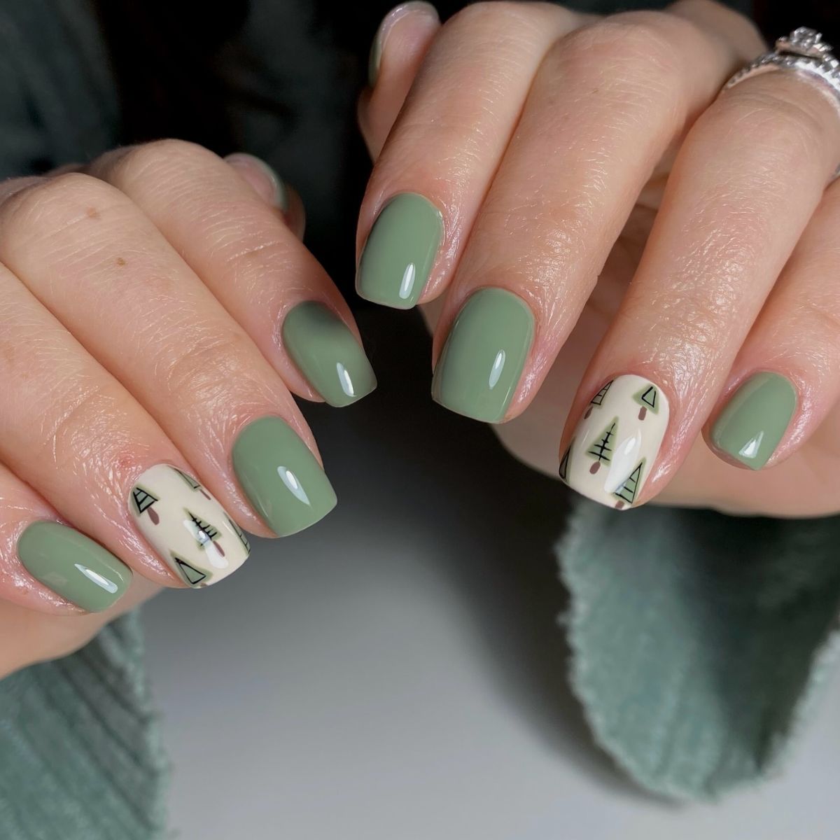 16. Understated Green Nails